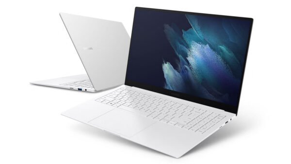 Samsung Galaxy Book Pro NP930XDB (i5 11th / 8GB / 256GB)AMOLED screen (better than most laptops) AZERTY-QWERTY